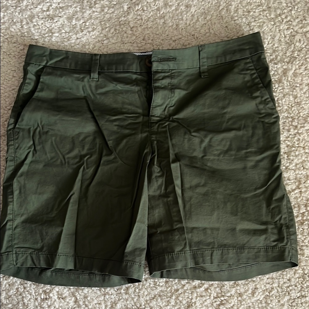 Old Navy Green Flat Front Shorts Versatile Summer Essential